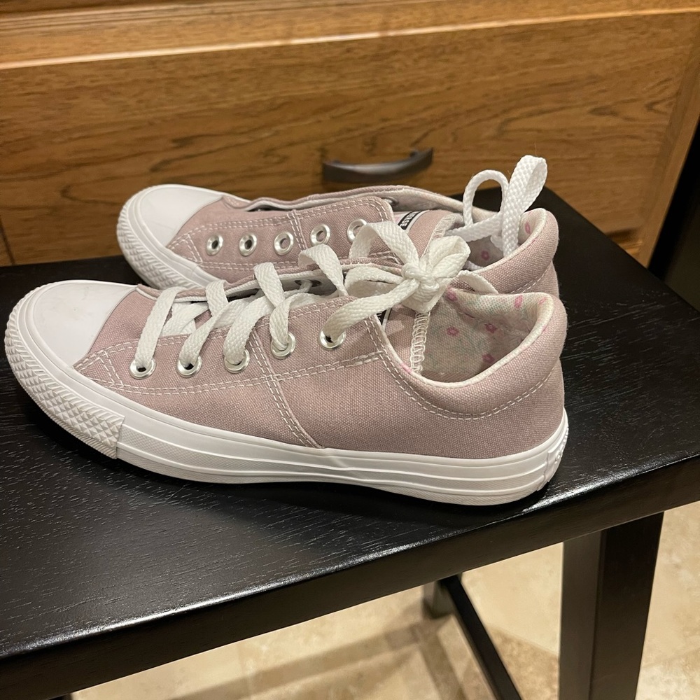 Converse All Star(Violet in Color) Size US 6